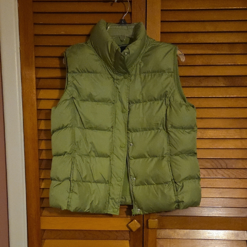 Faded Glory Olive Puffer Vest for Women
